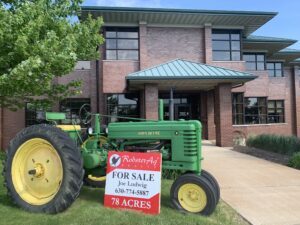 Farmland Real Estate, northern illinois ag center with tractor rooster ag